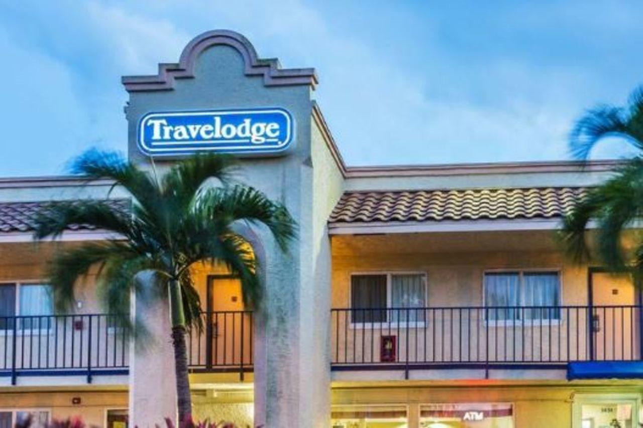 Motel 6 Riviera Beach Fl Экстерьер фото