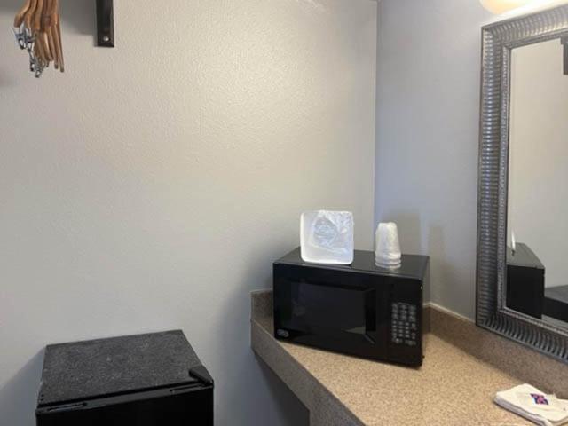 Motel 6 Riviera Beach Fl Экстерьер фото
